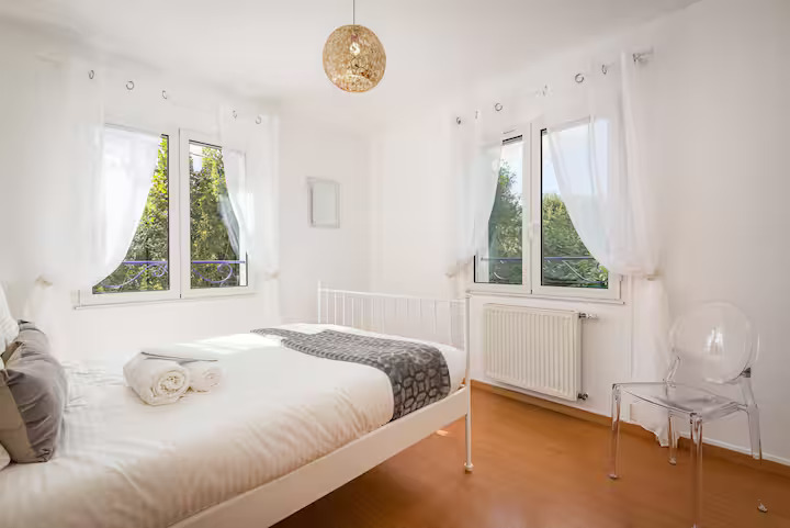 Chambre 2, retraite Versailles
