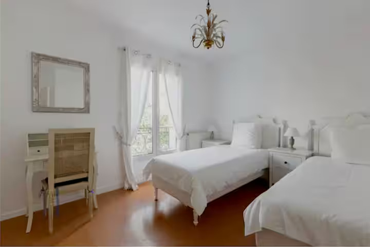 Chambre 7, retraite Versailles