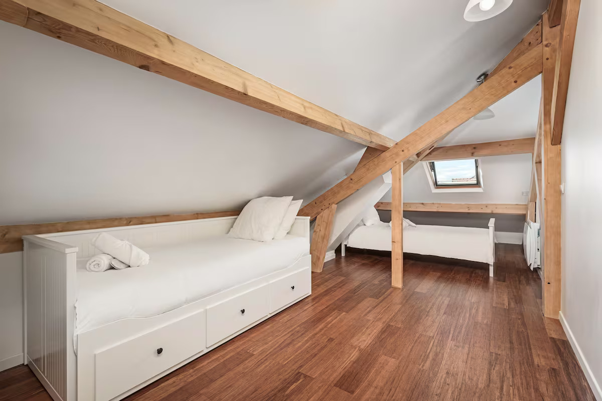 Chambre 9, retraite Versailles